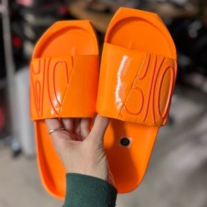 NWOB! WOMENS NIKE AIR JORDAN NOLA SLIDE SANDALS Bright Citrus Orange SIZE 9